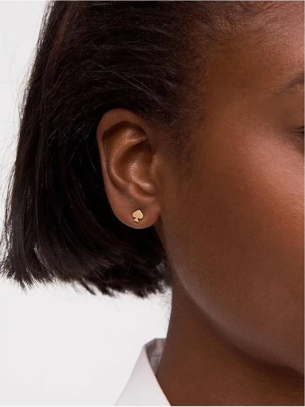 kate spade Small Gold Spade Disc Stud Earrings